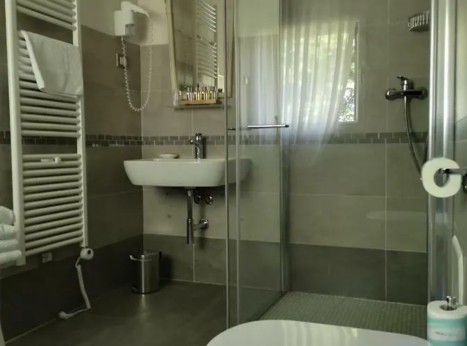 Montenero Cavalcaselle